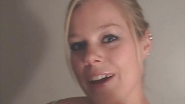 Singurul lucru filme porno cu vedete de cinema pe care îl vrea este Fiul lui Anna de cățea plin de fila lui pentru un iad ca asta.